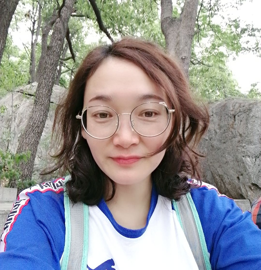 赵芳照片.jpg